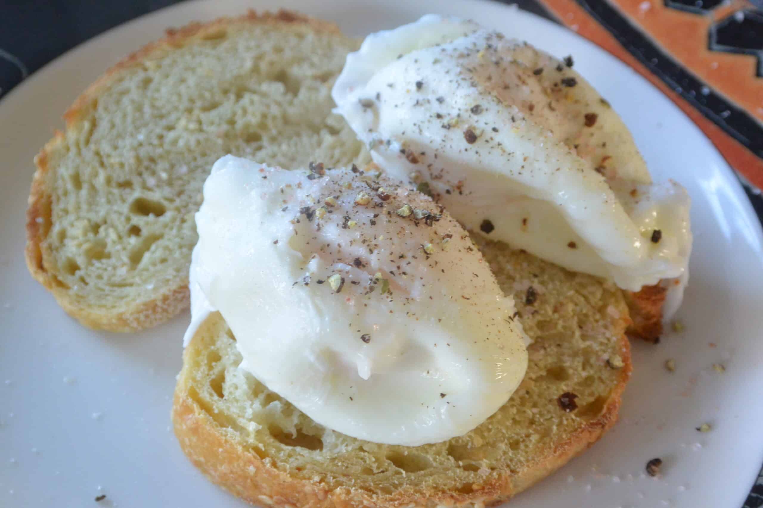 Poached Eggs with Toast