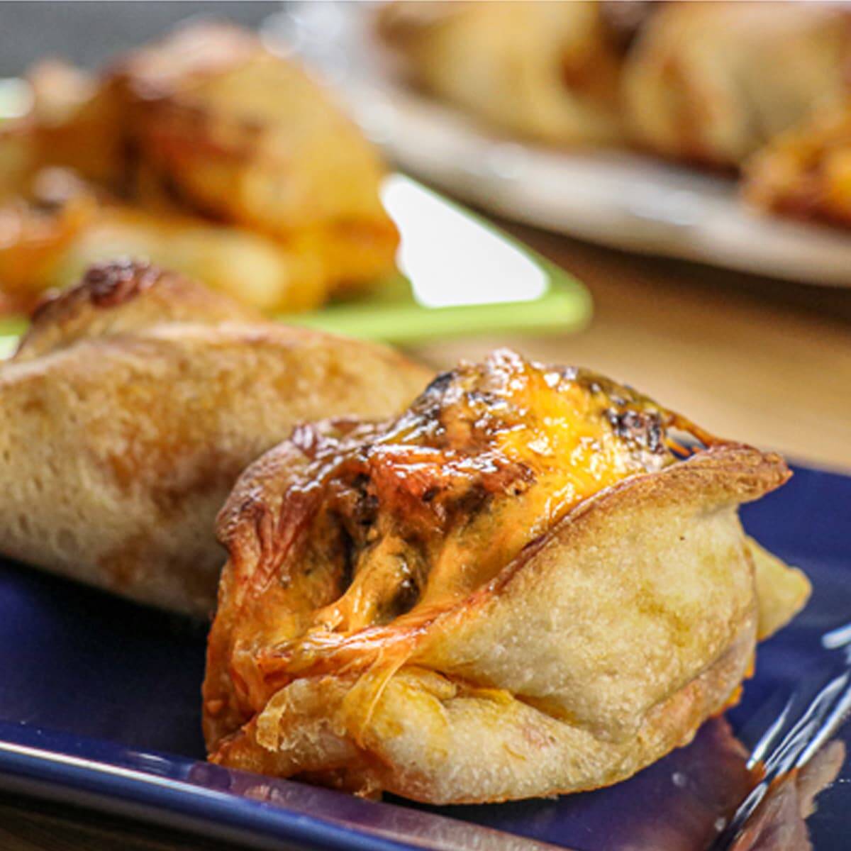 Pizza knots
