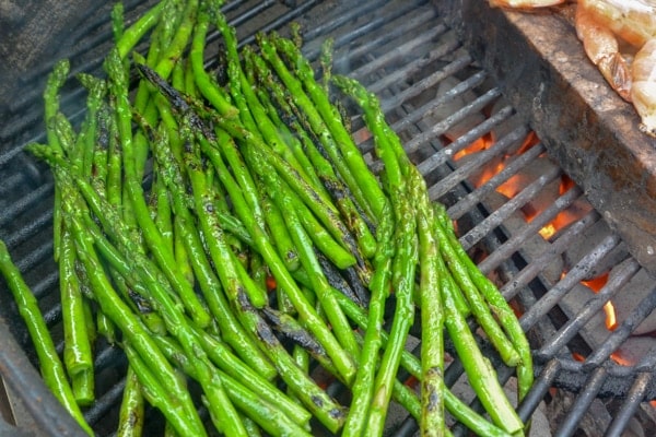 Sizzling Shrimp and Asparagus