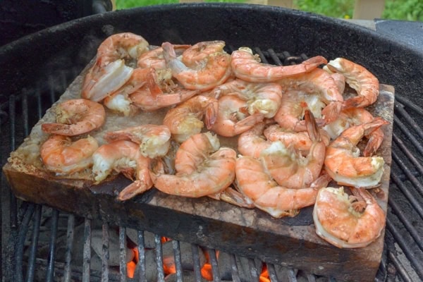 Sizzling Shrimp and Asparagus Grilled Pizza