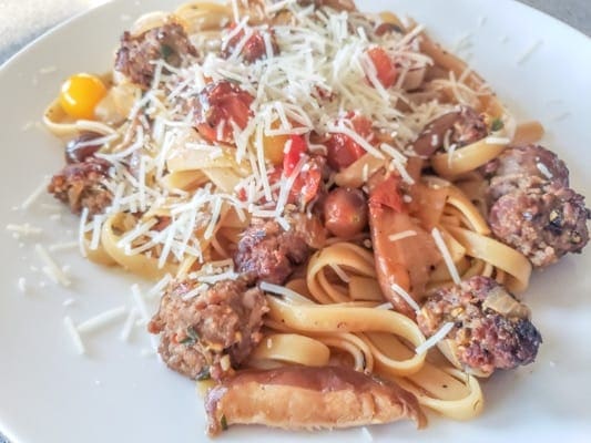 Easy Fettuccine with Tomatoes Sausage and Mushrooms