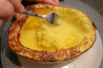 Using a fork to remove Spaghetti Squash