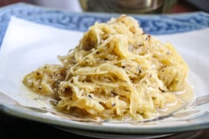 Cacio E Pepe Spaghetti Squash