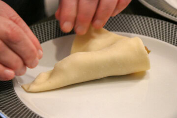 Air Fryer Apple Empanadas