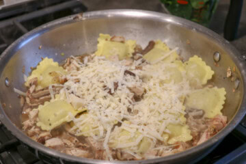 Ravioli with Chicken and Mushrooms