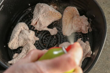 Air Fryer Spicy Chicken Wings