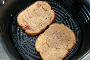 Easy Air Fryer French Toast