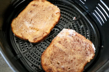 Easy Air Fryer French Toast