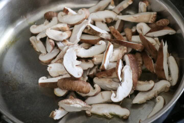 Creamy Mushroom Sherry Chicken