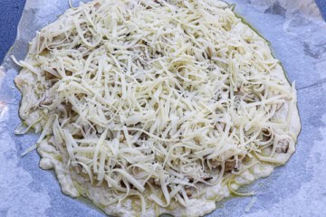 Grilled Chicken Caesar Pizza