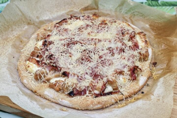 Chicken Cordon Bleu Pizza