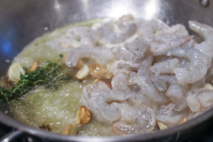 Shrimp in pan