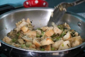 Homemade Thanksgiving Stuffing Steps