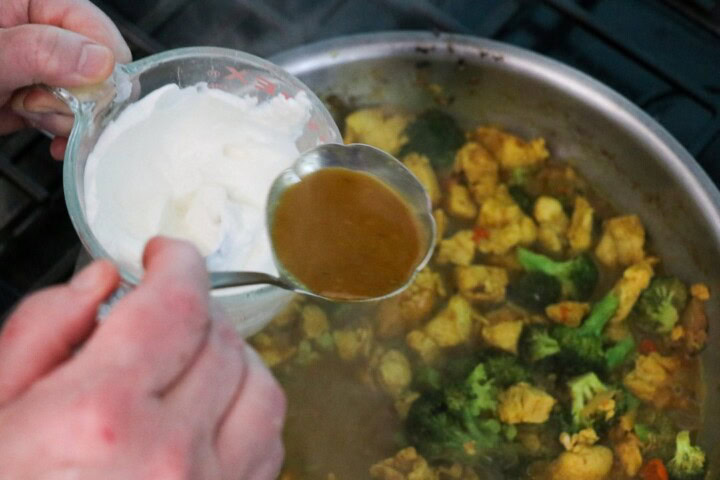 Making Spicy Curry Chicken and Broccoli