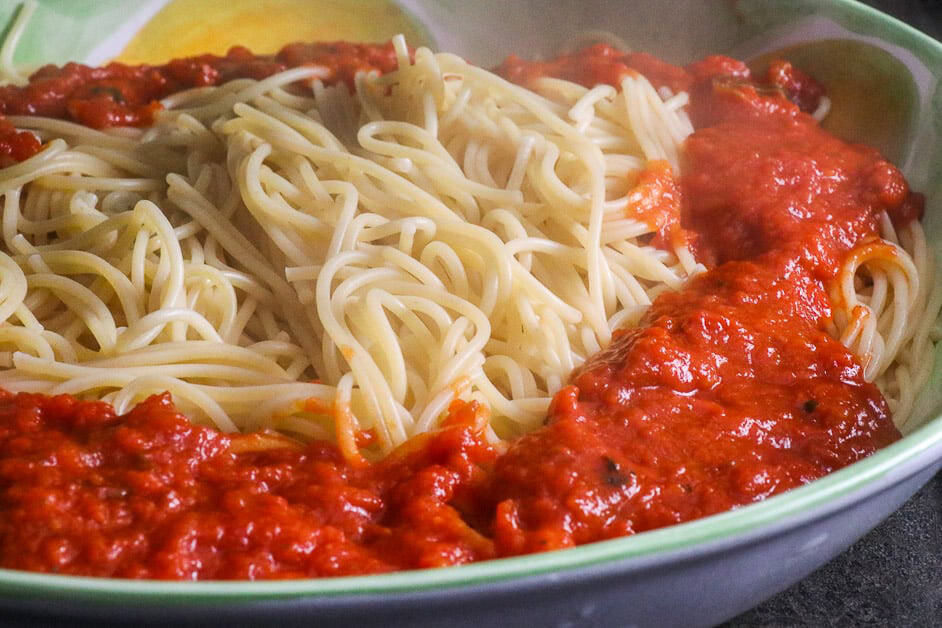 Pasta with sauce