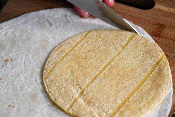 Flour and corn tortilla cutting