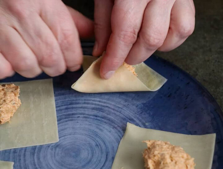 Folding Rangoons