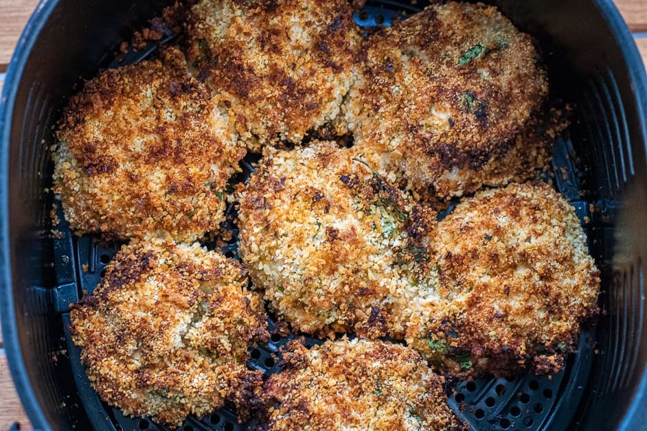 Salmon Cakes in the Air Fryer