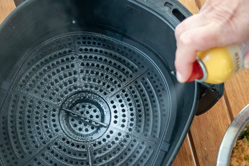 Making Air Fryer Salmon Cakes