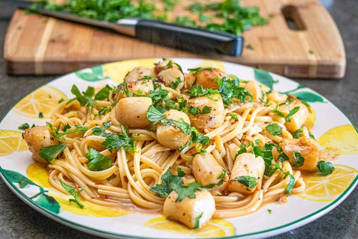 Pasta in Garlic Lemon Sauce