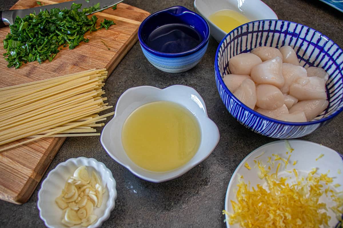 Pasta in Garlic Lemon Sauce