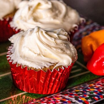 Habanero Carrot Cake Cupcakes Feature