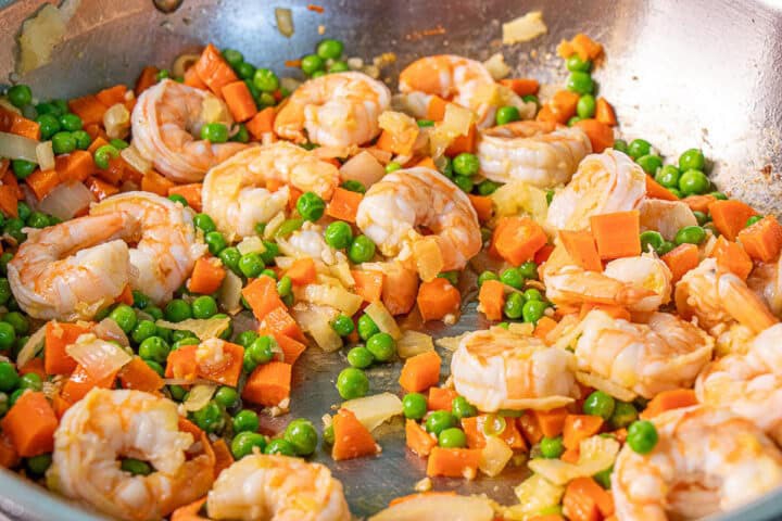 Shrimp with veggies in a pan