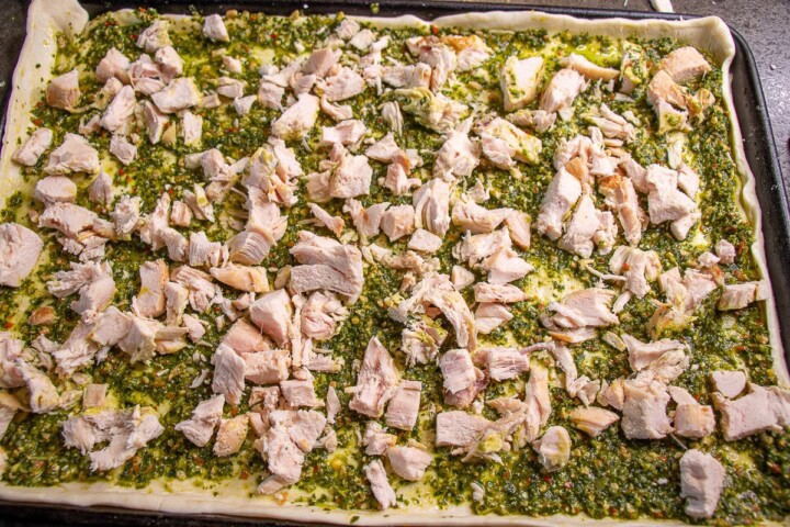 Sheet Pan Chicken pesto Pizza