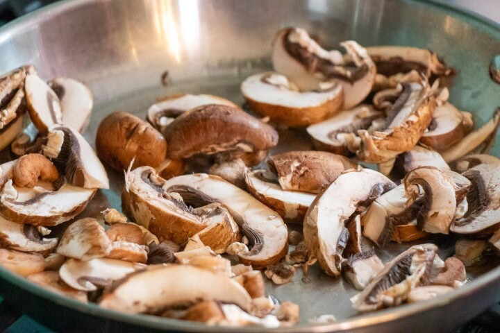 Cooked Sliced Mushrooms