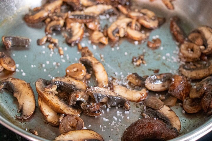 Cooked Sliced Mushrooms