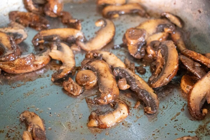 Cooked Sliced Mushrooms
