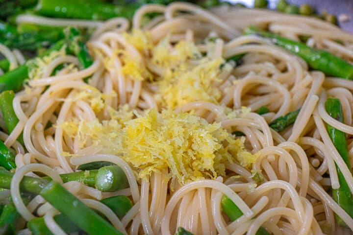 Lemon Asparagus Pasta