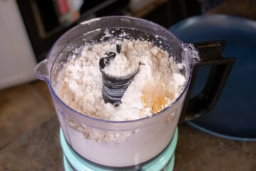 Flower and cottage in food processor