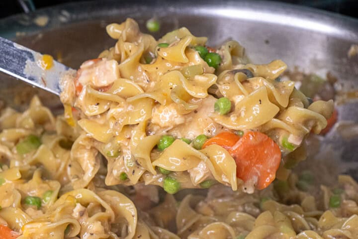 easy homemade tuna noodle casserole